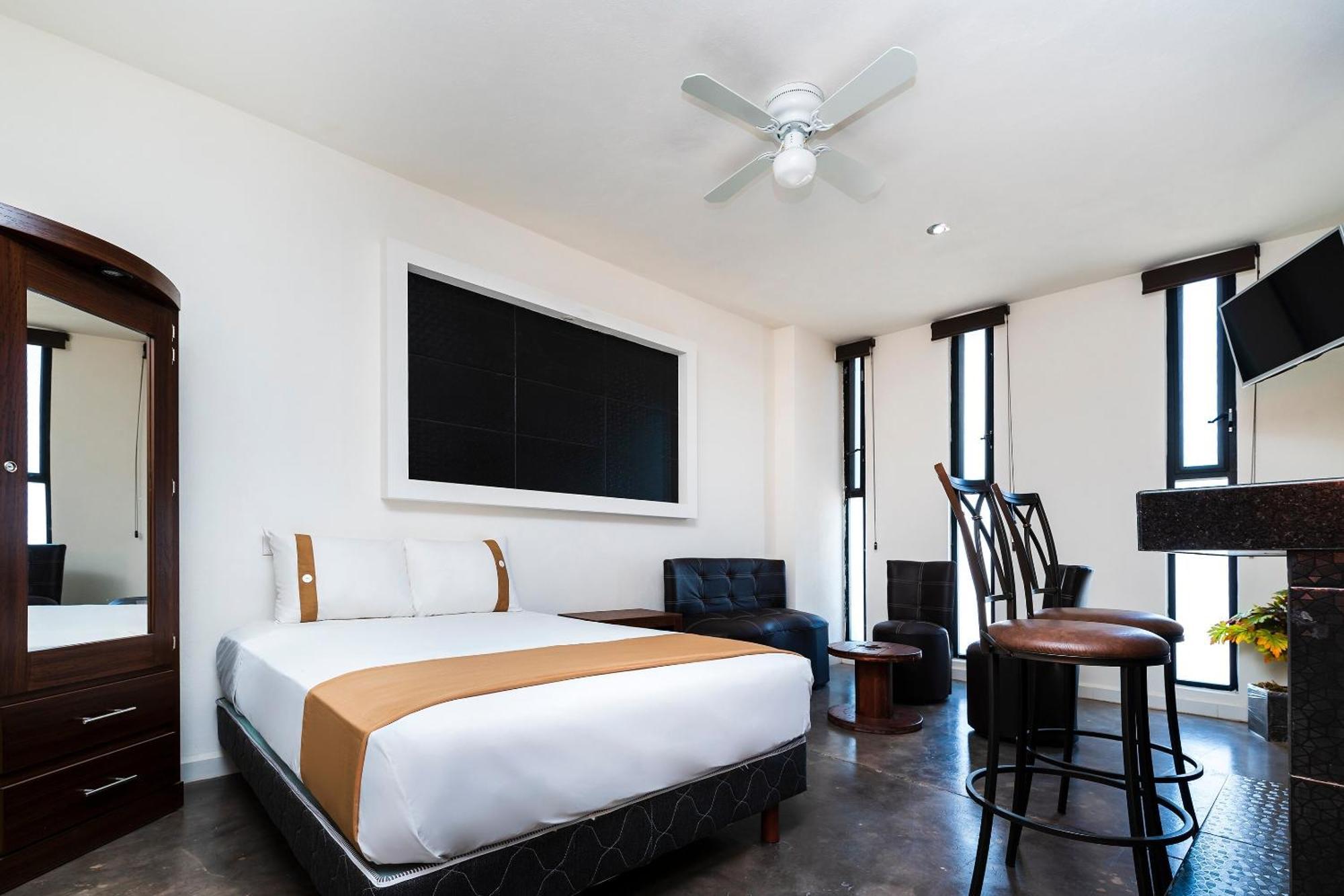 Capital O Hotel Joyma Suites, San Luis San Luis Potosí Eksteriør billede